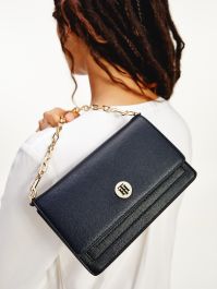 tommy hilfiger purses