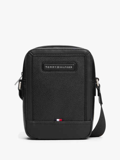 Pebble Grain Logo Crossbody Reporter Bag