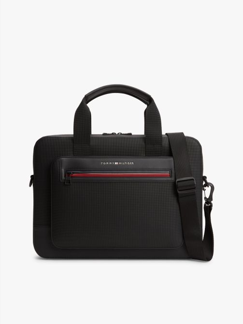 حقيبة لابتوب مزينة بشعار معدني