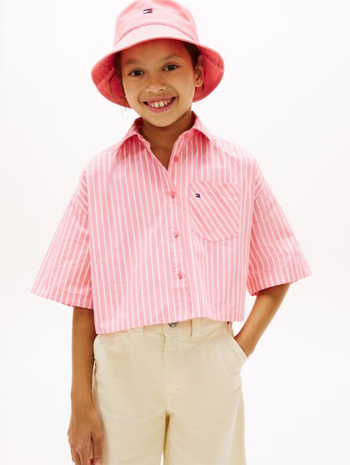 قميص مخطط بقصة مريحة وأكمام قصيرة