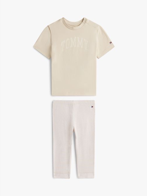 طقم تيشيرت وبنطلون ليغنز مزين بالشعار