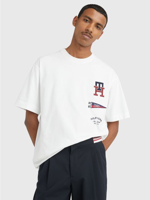 Icons Archive Fit Logo T-Shirt