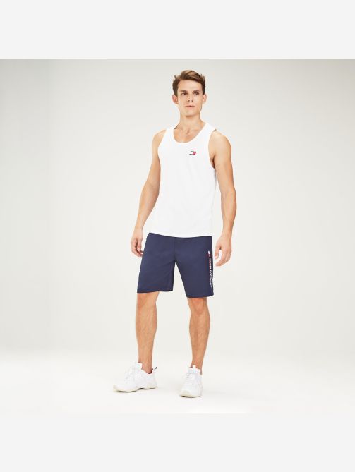 شورت بشعار تومي هيلفيغر