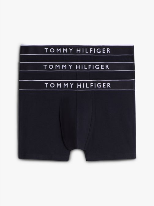 طقم 3 شورتات داخلية بخصر مطاطي مزين بالشعار