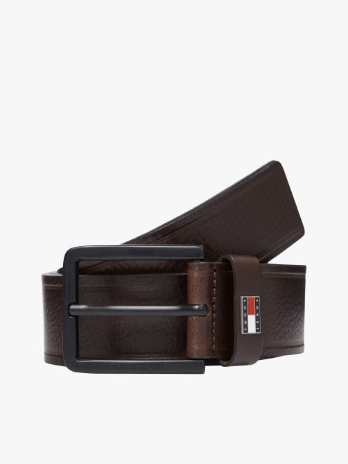 حزام جلدي بمشبك مربع