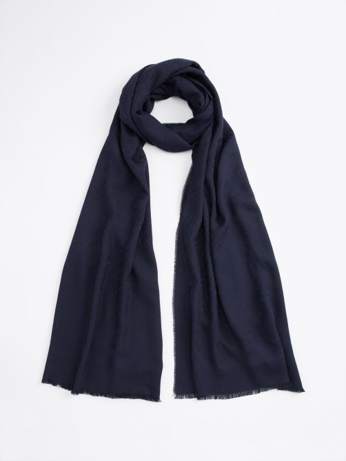 Chic Jacquard Scarf