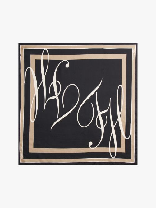 وشاح مربع من الحرير النقي مزين بالشعار