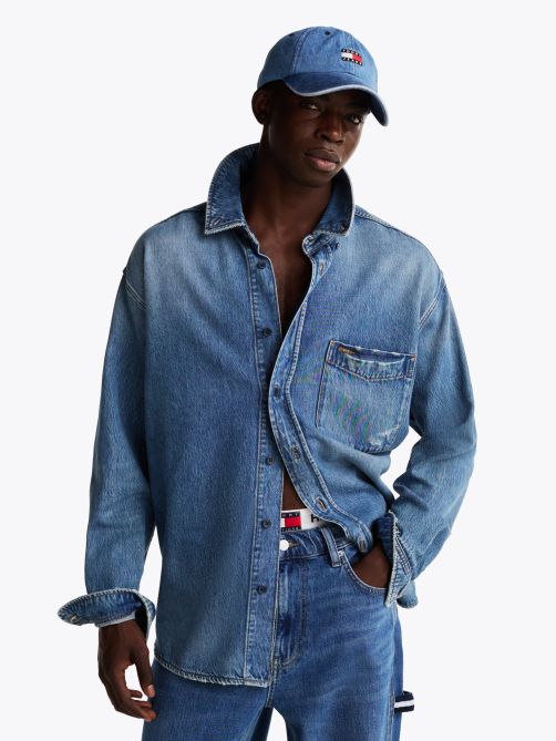 قميص جينز مريح بتفاصيل باهتة