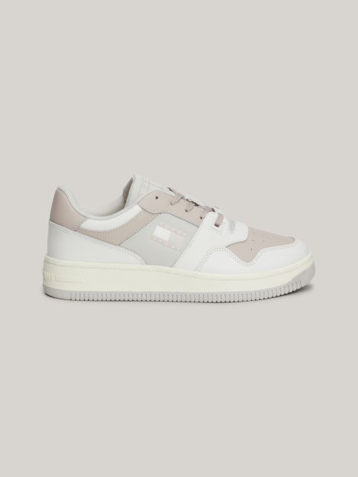 حذاء سنيكرز جلد