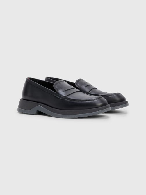Lightweight Leather Loafers