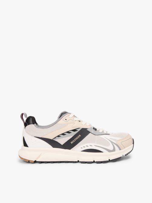 Outdoor Sneaker Tech Low Top Sneakers