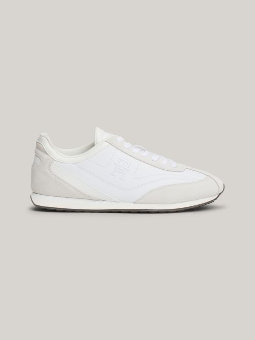 حذاء سنيكرز للجري