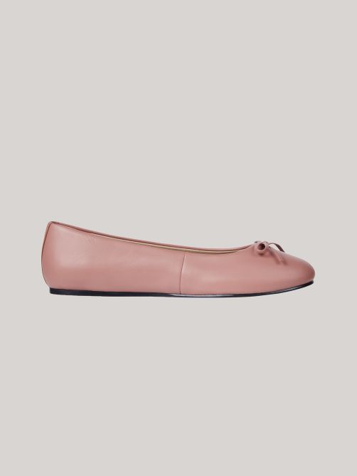 TH Monogram Leather Bow Ballerinas