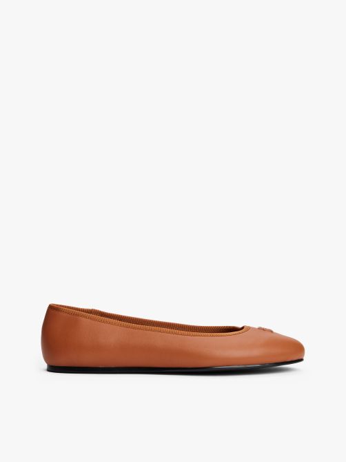 TH Monogram Leather Ballerinas