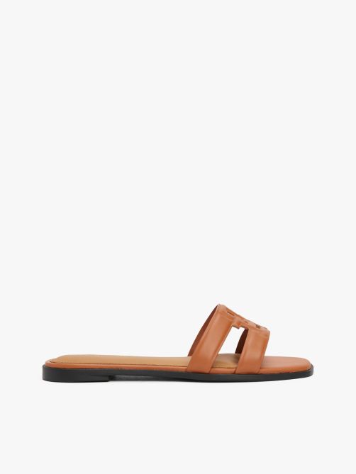 حذاء مونوجرام جلد من طراز TH