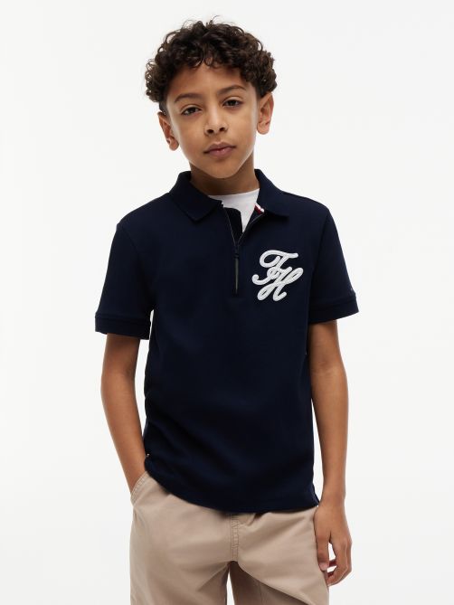 قميص بولو بقصة عادية وشعار مطبوع