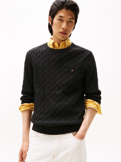 بلوفر محبوك بياقة دائرية