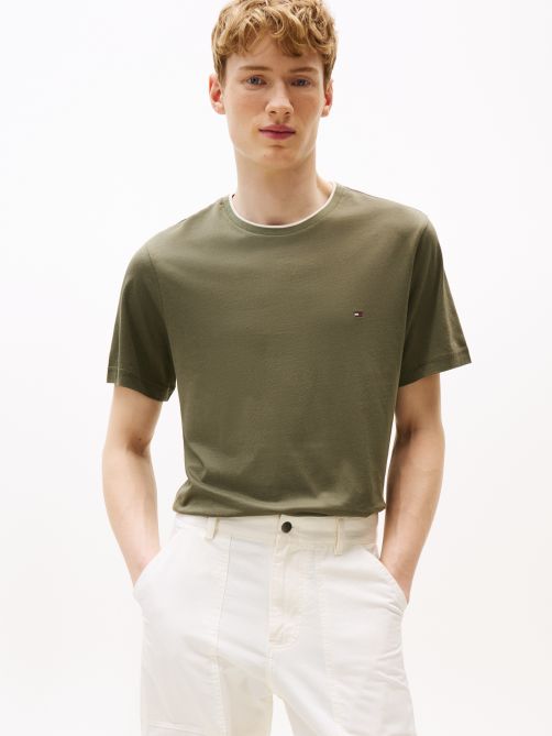 تيشيرت بياقة دائرية وحواف ملونة