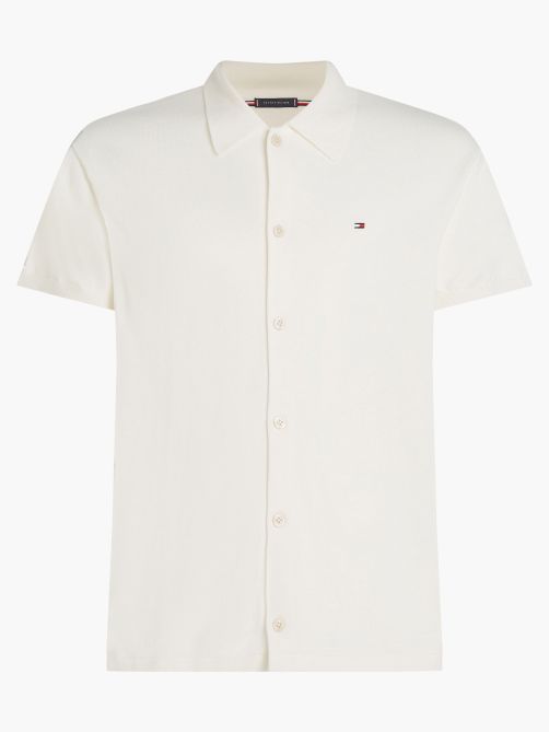 قميص محبوك بقصة عادية وأكمام قصيرة