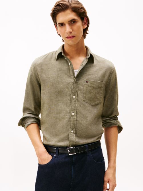 قميص ناعم من الفلانيل بقصة عادية