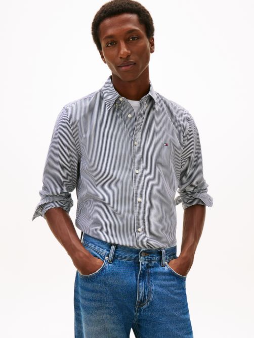 قميص مخطط بقصة عادية