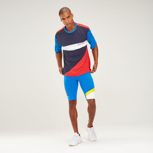 تيشيرت بشعار تومي هيلفيغر