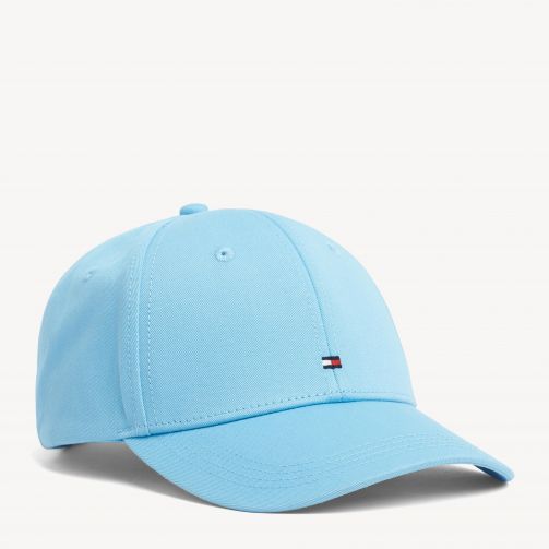 كاب قطنية مطرّزة بالعلم