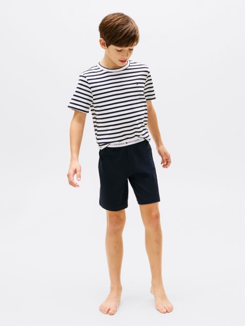 طقم بيجاما عادي بشعار العلامة