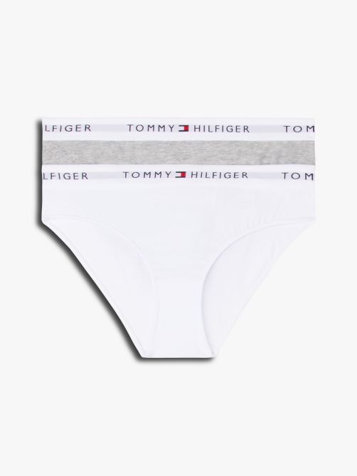 طقم 2 بوكسر بشعار مميز