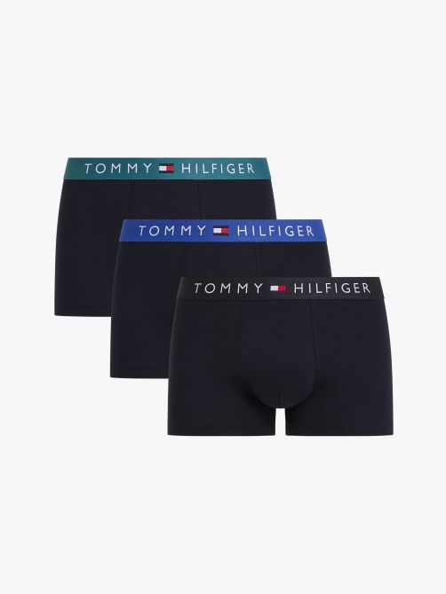 طقم 3 بوكسر بخصر مطاطي مزين بحروف الشعار الأصلي