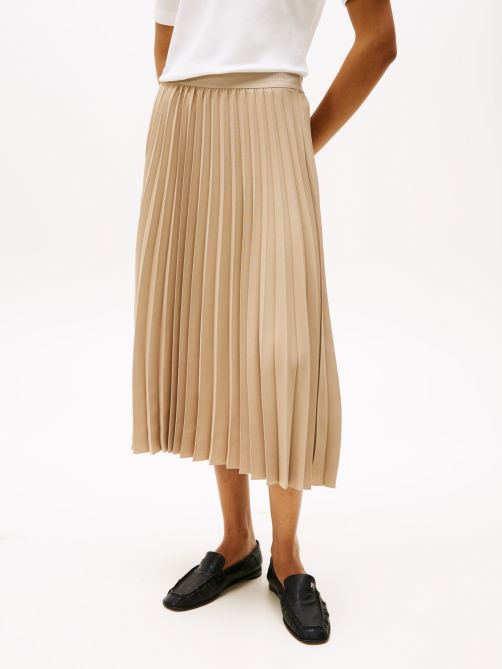 تنورة ميدي مطوية بحزام خصر وشعار