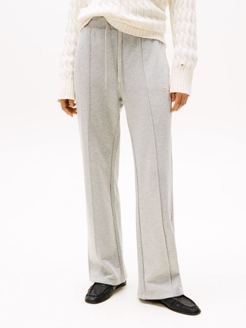 بنطلون بساق مستقيمة مزين بالشعار