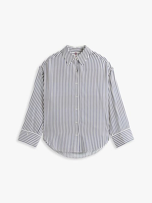 قميص واسع مع أساور أكمام قابلة للتعديل