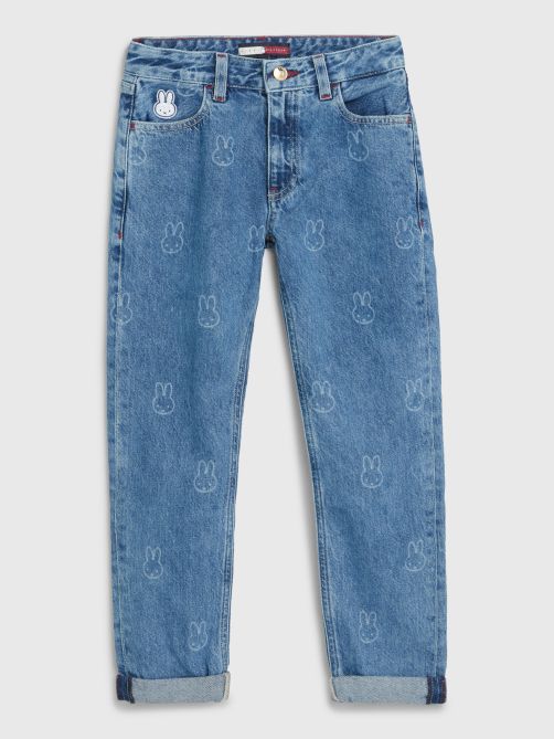 بنطلون جينز بطبعة من تومي هيلفيغر وميفي