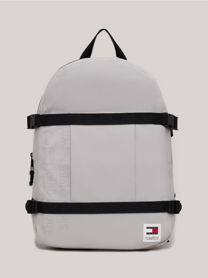 Tommy hilfiger deals chest bag