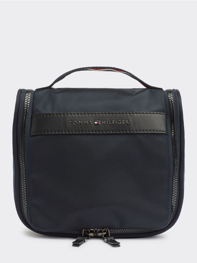 tommy hilfiger wash bag