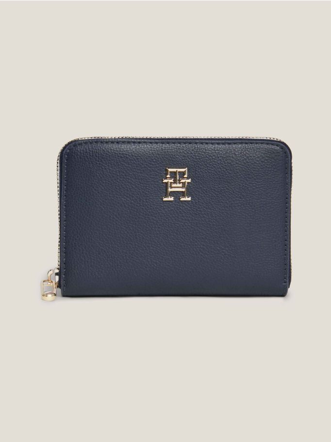 Essential Signature Small Wallet