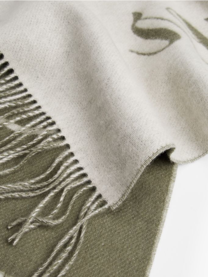 Edgy Pure Wool Logo Scarf | Tommy Hilfiger