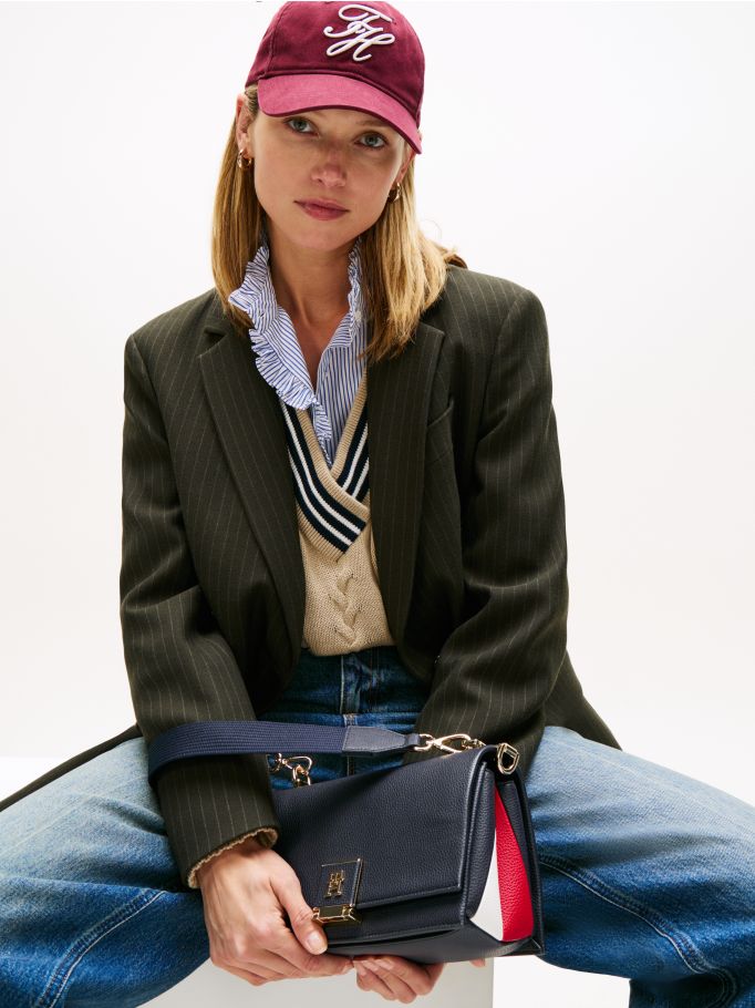 Iconic Signature Detail Crossbody Bag Tommy Hilfiger