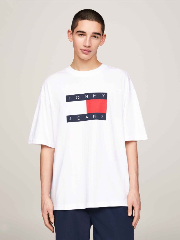 Oversized tommy hilfiger t shirt sale