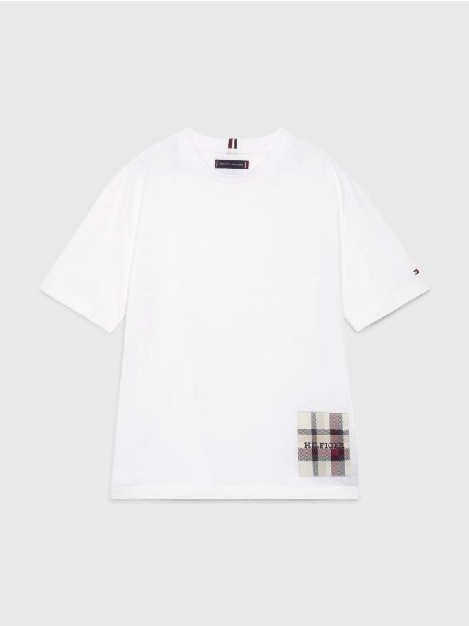 Burberry t shirt 2024 with shoulder patch