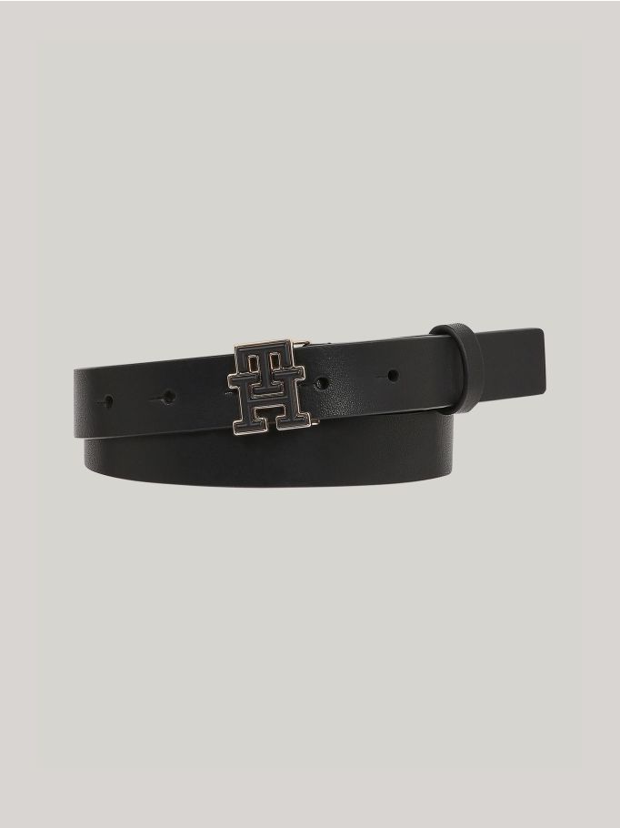 Plaque buckle outlet