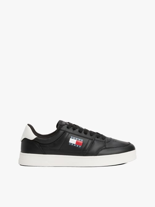 Tommy Jeans Shoes & Accessories for Men | Tommy Hilfiger® Saudi