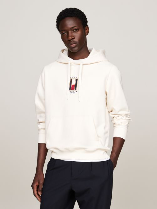 Shop Men s Hoodies Sweatshirts Tommy Hilfiger Saudi