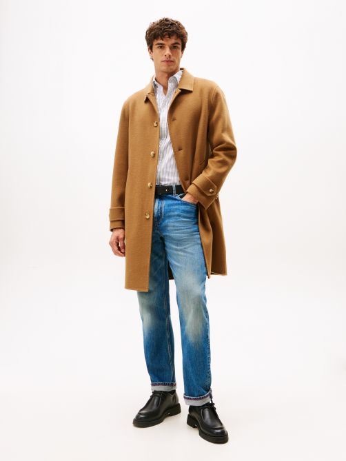 Relaxed Straight Leg Jeans