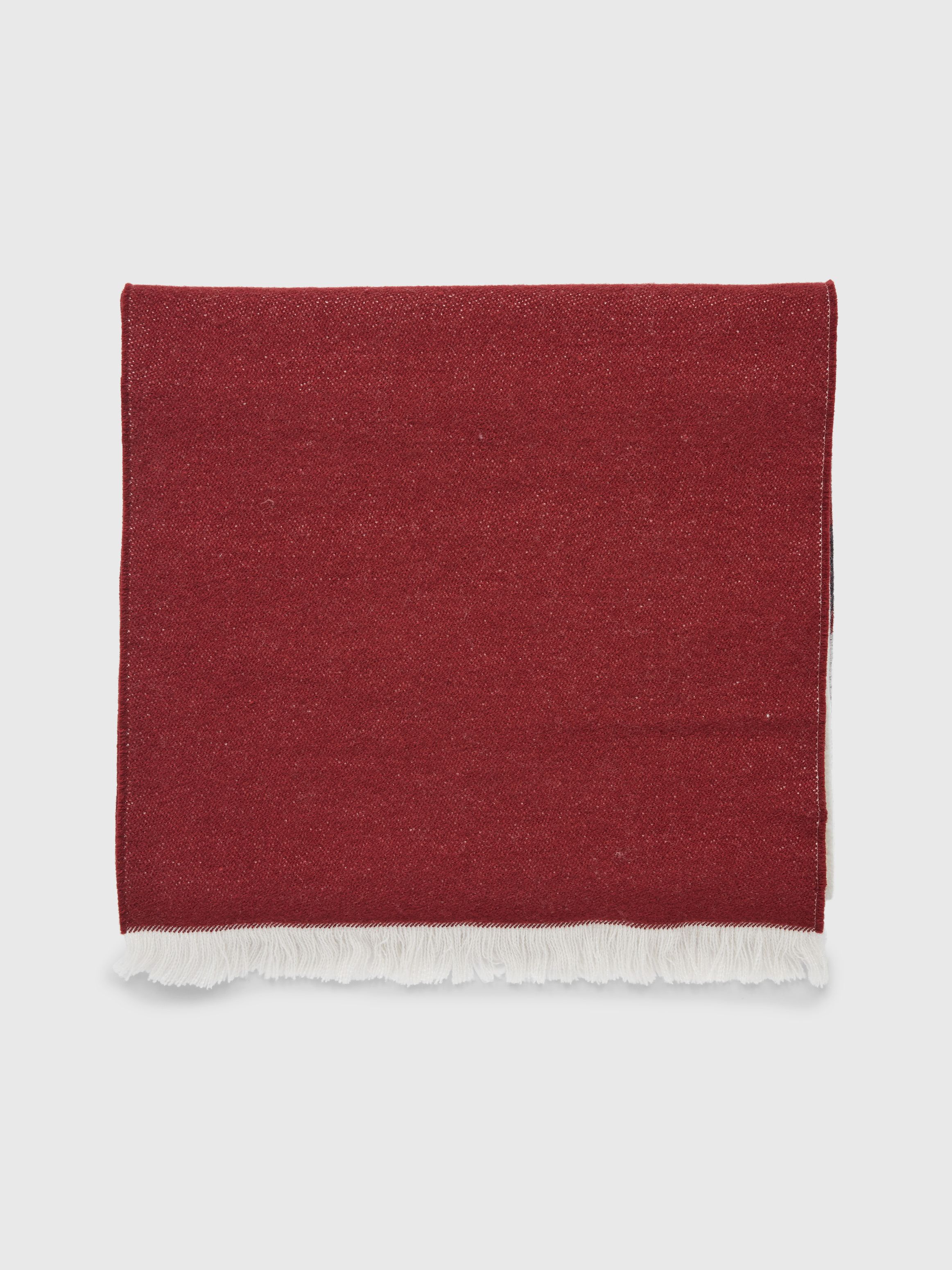 C34_10_AM0AM105440K4_FL-AS-F1