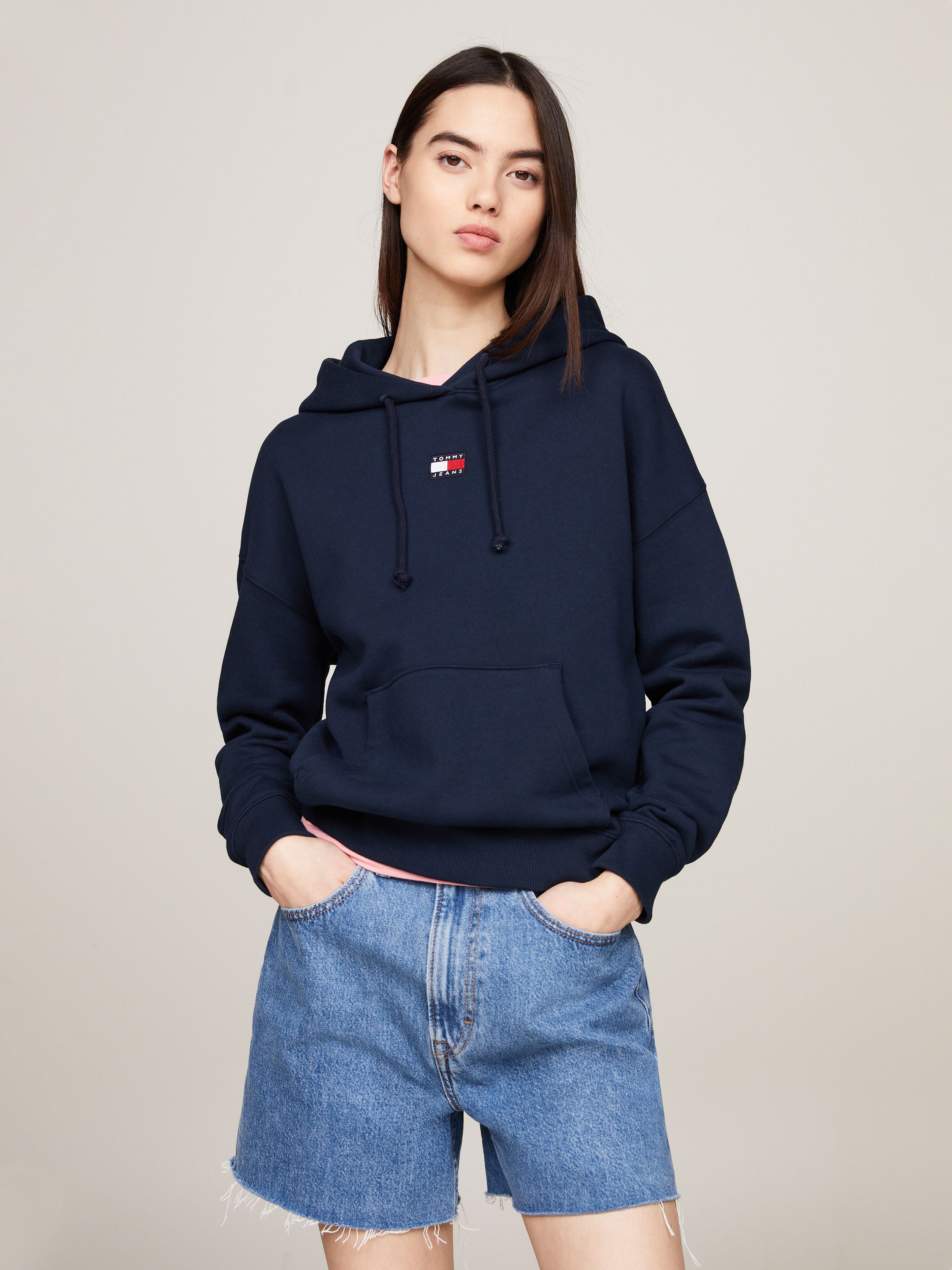 Logo Badge Oversized Hoodie|Tommy Jeans