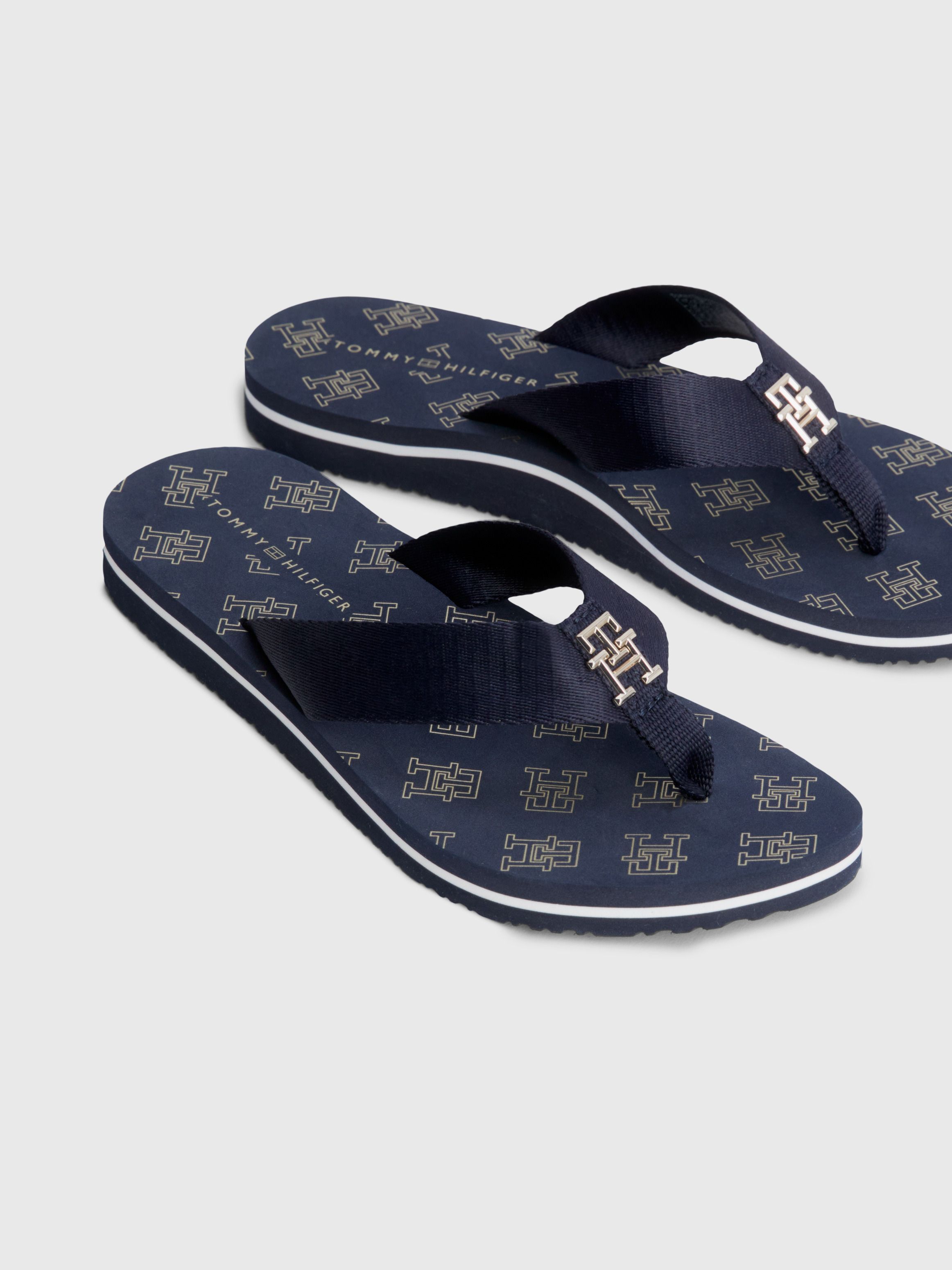 Elevated Monogram bing FlipFlops Tommy Hilfiger