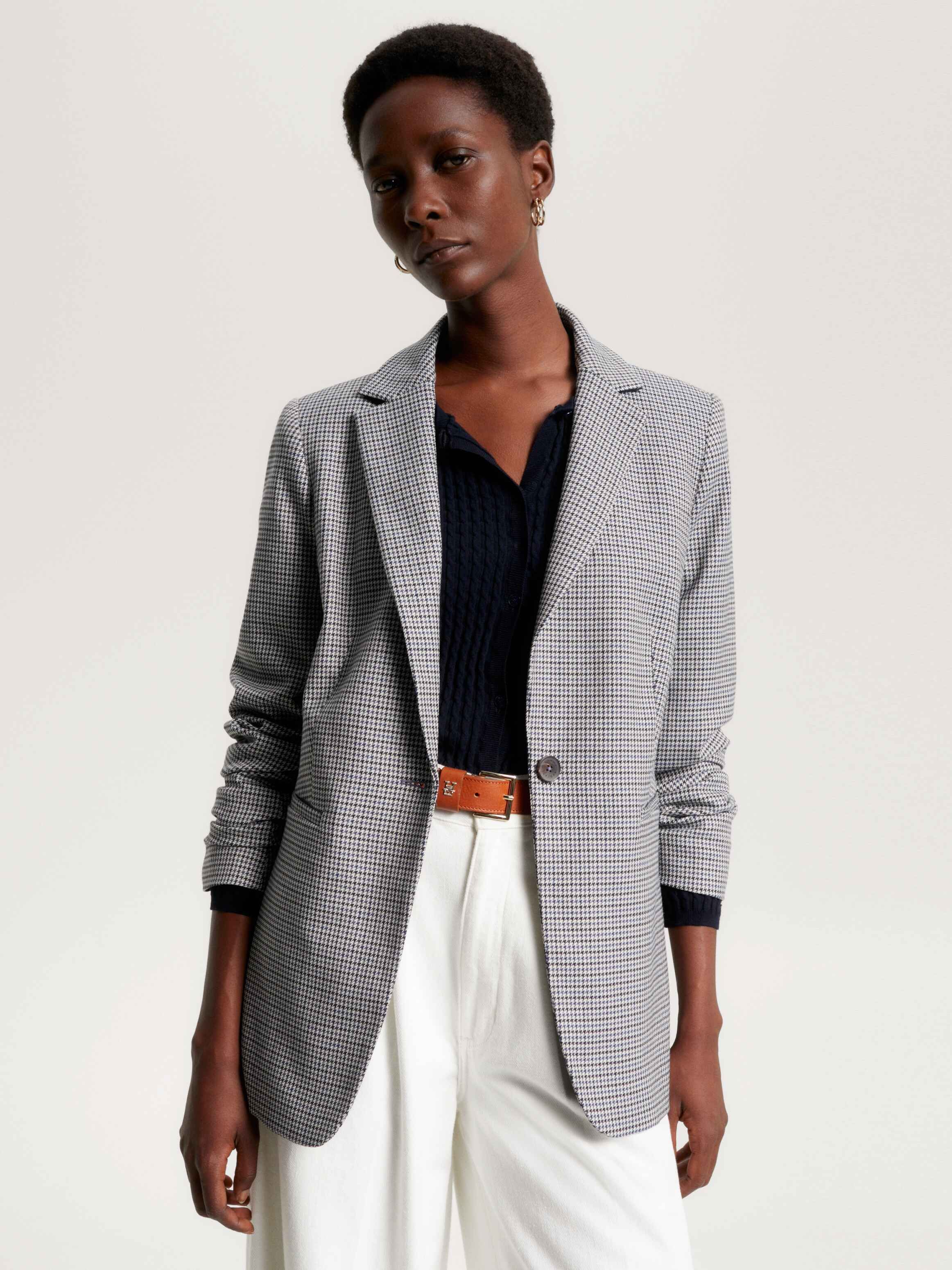 WW0WW408490LD_MO-F1-lowres