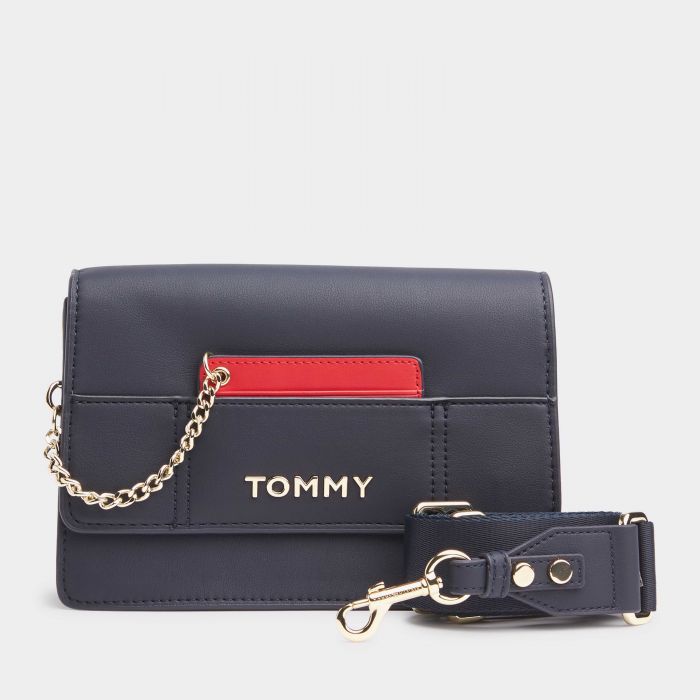 tommy jeans boxy crossover